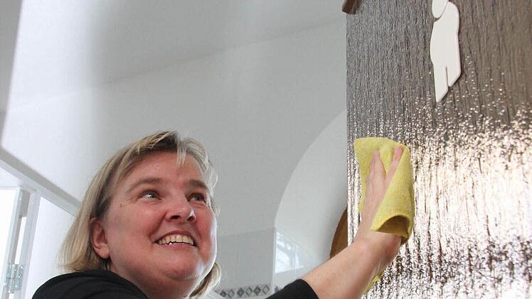 Mann, o Mann: In der Männertoilette entdeckt Renate nicht immer Erquickliches.