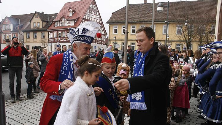Beim Rathaussturm in Bad Rodach. - Foto: Martin Rebhan