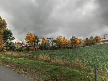 Dunkle Wolken über dem Unternehmen Murk. Unter dem Dach ist die Stimmung ebenfalls trübe.  Foto: Michael Busch