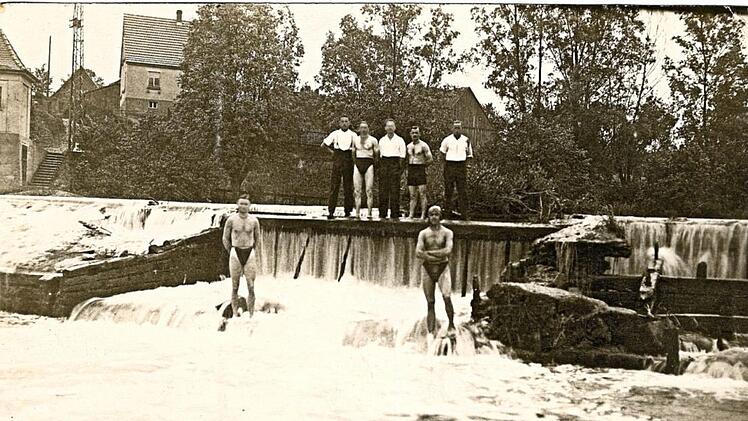 Aufnahme des Wassersportvereins Mainleus Ende der 20er JahreMainleuser Geschichts- und Heimatfreunde/Archiv