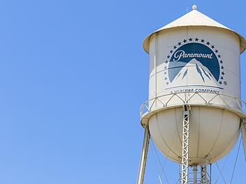 Paramount Skydance will einen Netflix-Deal von Warner Bros. Discovery nicht hinnehmen.