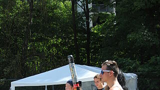 Die Parkrocker feiern das Bier in einer Biermesse
