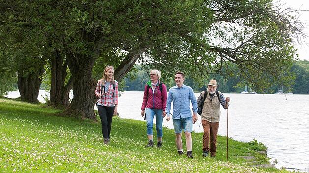 Eine Wanderroute des G&auml;stef&uuml;hrerprogramms f&uuml;hrt entlang des Ellertsh&auml;user Sees. Foto:Florian Trykowski