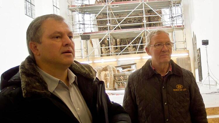 Manfred Ertlschweiger (links) hat das Menü für das Baustellendinner komponiert, die Weine suchte Rainer Oertel aus. Foto: Jochen Berger