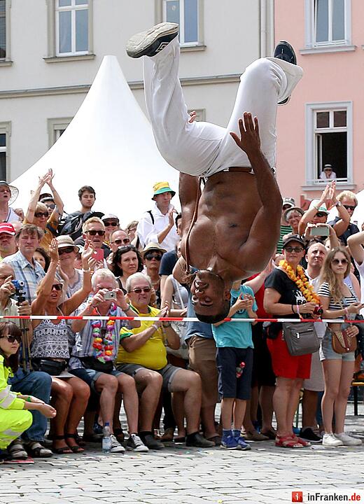 C_0710_Sambaumzug_36