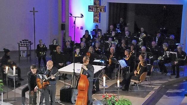 Die Kirche St. Otto bot einen w&uuml;rdigen Rahmen f&uuml;r das Konzert. Foto: Wolfgang Niewelt