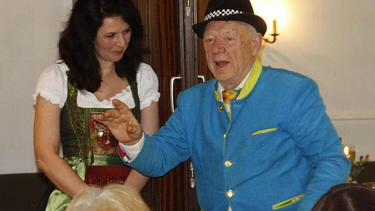 Anschließend sang Popov das Egloffstein-Lied sogar in seiner Muttersprache.