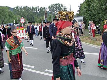 Die farbenfrohe Trachtenvielfalt aus ganz Oberfranken wird beim Festzug am Sonntag sicher die Zuschauer faszinieren. Foto: K.- H. Hofmann