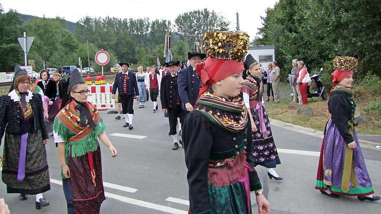 Die farbenfrohe Trachtenvielfalt aus ganz Oberfranken wird beim Festzug am Sonntag sicher die Zuschauer faszinieren. Foto: K.- H. Hofmann