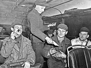 Bis 1961 arbeiteten westdeutsche Schieferarbeiter im thüringischen Lehesten.  Repro: Gerd Fleischmann