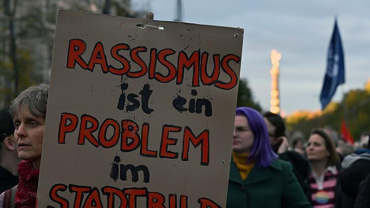 Demonstration - „Wir sind die Töchter“