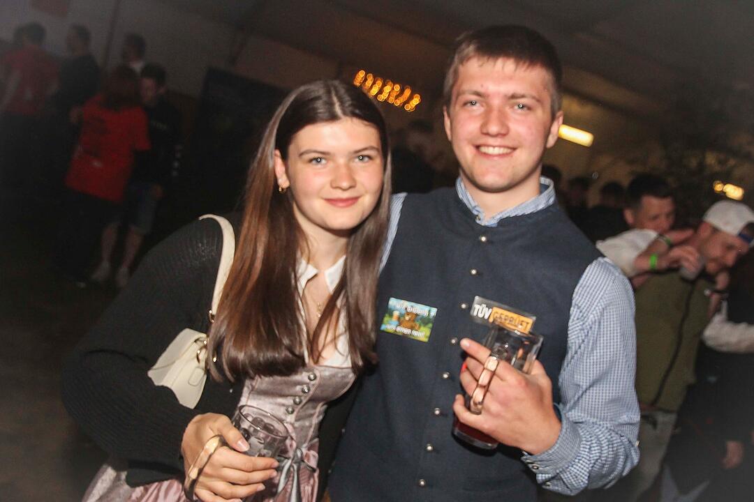 Party mit den DORFROCKERN Party mit den DORFROCKERN