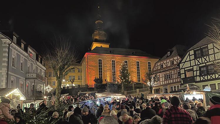 Ludwigsstadt lädt am Samstag zu seinem Weihnachtsmarkt ein.