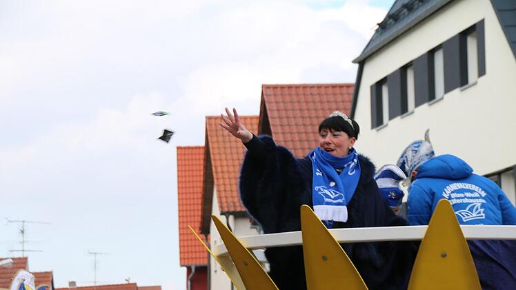 Faschingszug in Poppenlauer.Heike Beudert