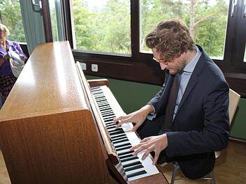 Thomas Lang am Klavier Foto: Carmen Schwind