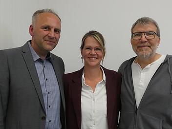 Das neue B&uuml;rgermeistertrio: (von links) Zweiter B&uuml;rgermeister Michael R&ouml;der, Erste B&uuml;rgermeisterin Heike Vogt, Dritter B&uuml;rgermeister Bernhard Herterich.