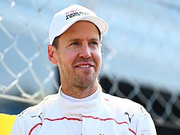 Sebastian Vettel l&auml;sst sich - verglichen mit anderen ehemaligen F1-Fahrern - nur noch relativ selten an der Rennstrecke blicken, so wie etwa hier im Rahmen des Gro&szlig;en Preises von Italien 2026.