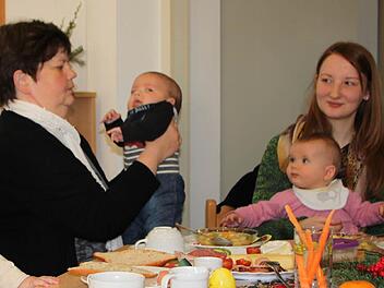 Nachwuchs braucht Bad Brückenau ganz dringend. Das Bild entstand im Familientreff La Mama. Foto: Ulrike Müller