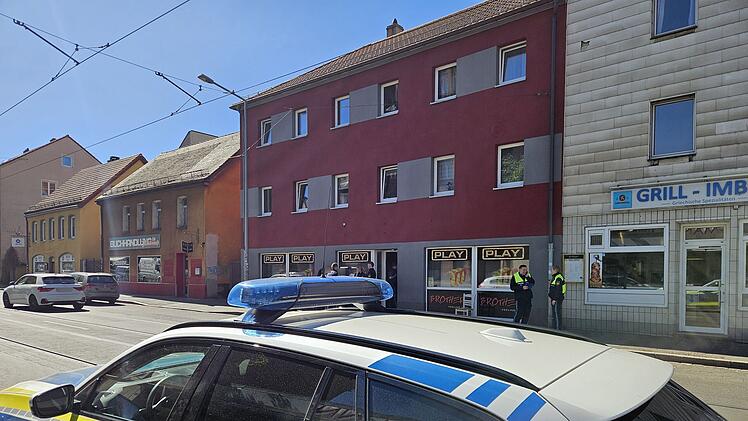 T&auml;ter nach &Uuml;berfall auf N&uuml;rnberger Spielhalle fl&uuml;chtig