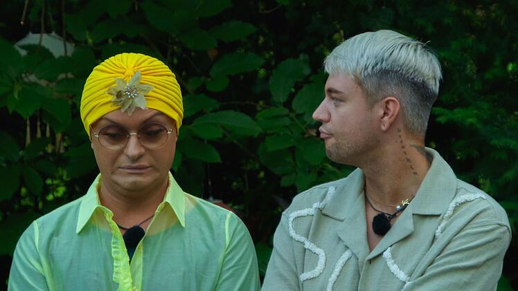 Julian und Marcell haben Gl&uuml;ck: Sie m&uuml;ssen nicht in die Exit-Challenge, obwohl sie am zwetmeisten Stimmen bekommen haben.