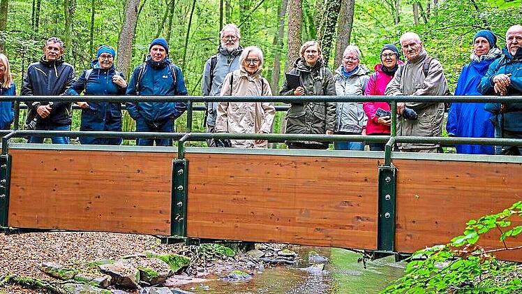 Durch die &bdquo;Reither M&uuml;hle&ldquo; im Naturpark und Biosph&auml;renreservat Rh&ouml;n bei Oberthulba f&uuml;hrte eine Exkursion der Katholischen Landvolksbewegung. Anja Legge