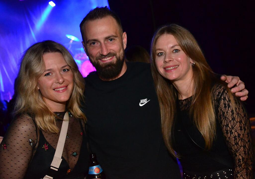 Mit ALLSTAR live auf der B&uuml;hne und Ph&auml;t J&auml;nnys H&ouml;use als Vorband!