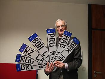 Auf Inititiative des Heilbronner Professors Ralf Bochert wurden bereits weit über 100 deutsche Alt-Kennzeichen wieder eingeführt. Demnächst ist es auch mit HAB und BRK soweit. Foto: Ralf Ruppert