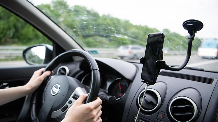 Handy im Straßenverkehr