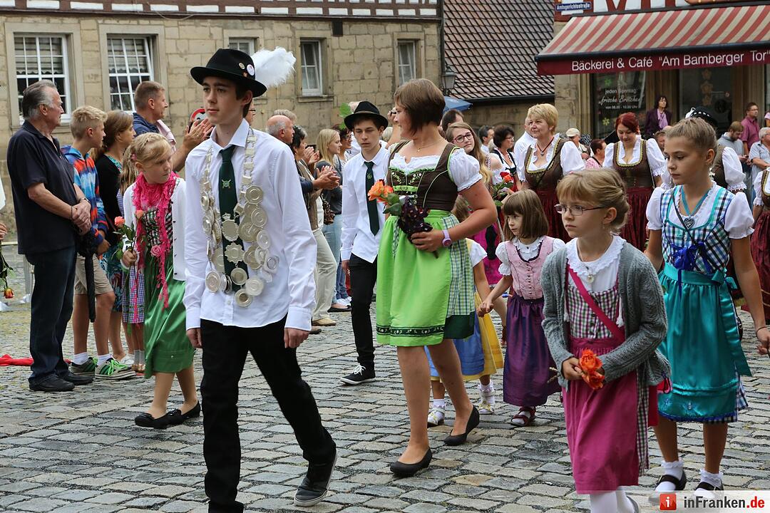 Kronacher Freischießen: Schützenauszug
