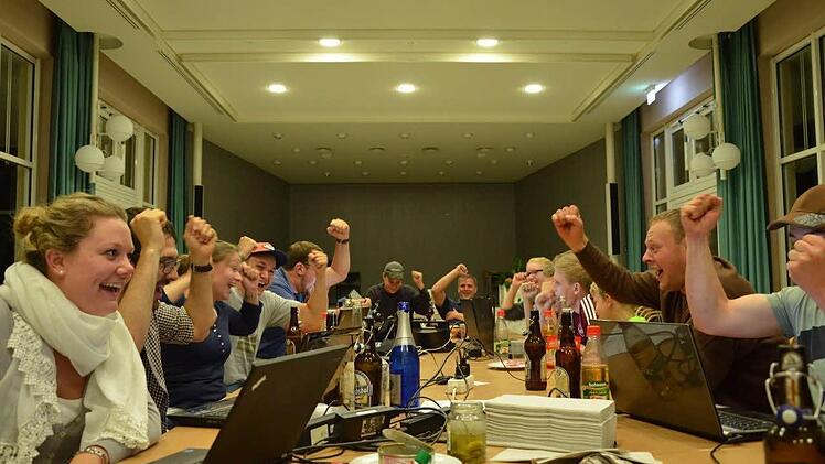 Die Stimmung beim Online-Voting in Bad Bocklet ist super. Die Mühe hat sich offensichtlich gelohnt, denn noch am Dienstag lag die Gemeinde vor den Mitbewerbern. Foto: Wolfgang Back