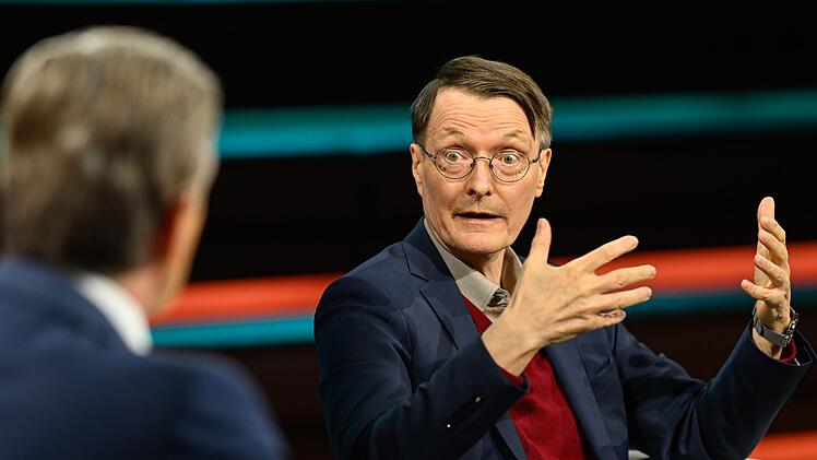 SPD-Politiker Karl Lauterbach lie&szlig; es sich bei "Markus Lanz" nicht nehmen, verbal gegen Friedrich Merz auszuteilen.