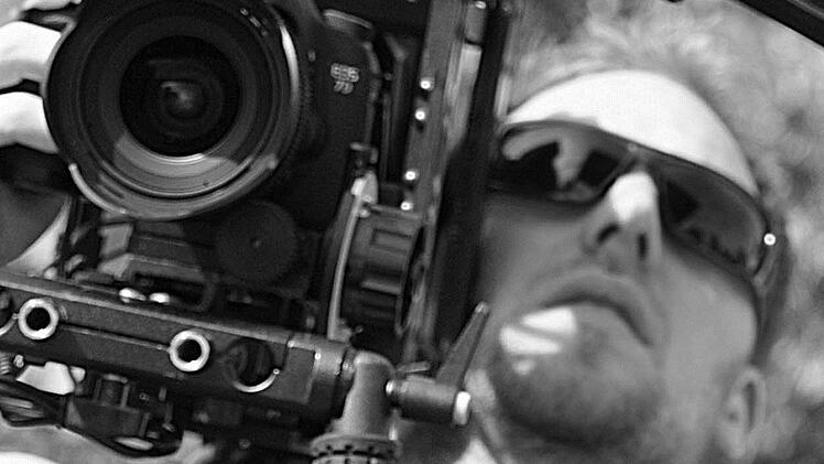 Kießling hinter der kamera.