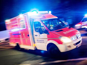 L&auml;rmbel&auml;stigung? Einer Mutter aus M&uuml;nchen sind die st&auml;ndigen n&auml;chtlichen Einsatzfahrten mit Martinshorn ein Dorn im Auge. Sie hat deshalb eine Petition ins Leben gerufen - die bei vielen allerdings auf Unverst&auml;ndnis st&ouml;&szlig;t. Symbolfoto: Marcel Kusch/dpa