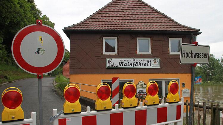 Totalsperre zwischen Hausen und Weingarten