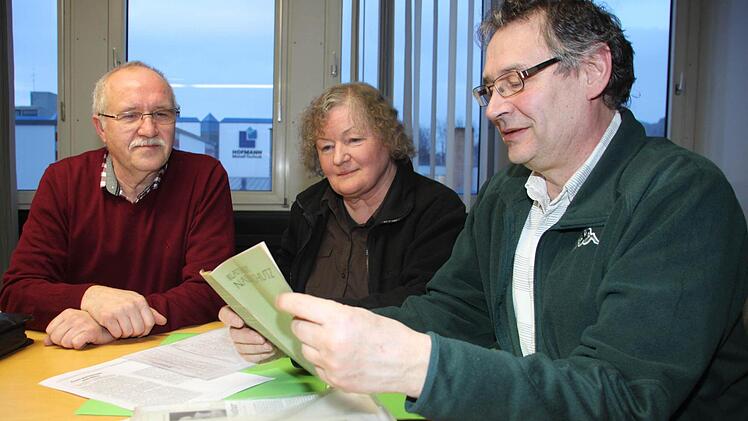Sie engagieren sich seit Jahrzehnten für den Bund Naturschutz: (von links) Siegfried Beck, Barbara Merkel, Wolfgang Schenker. Foto: Dagmar Besand
