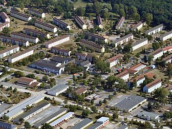 Vier ehemalige US-Wohnblocks werden zusätzlich von der Bundespolizei genutzt.  Foto: Ronald Rinklef