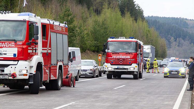 Unfall auf der A73 sorgt f&uuml;r massiven Stau