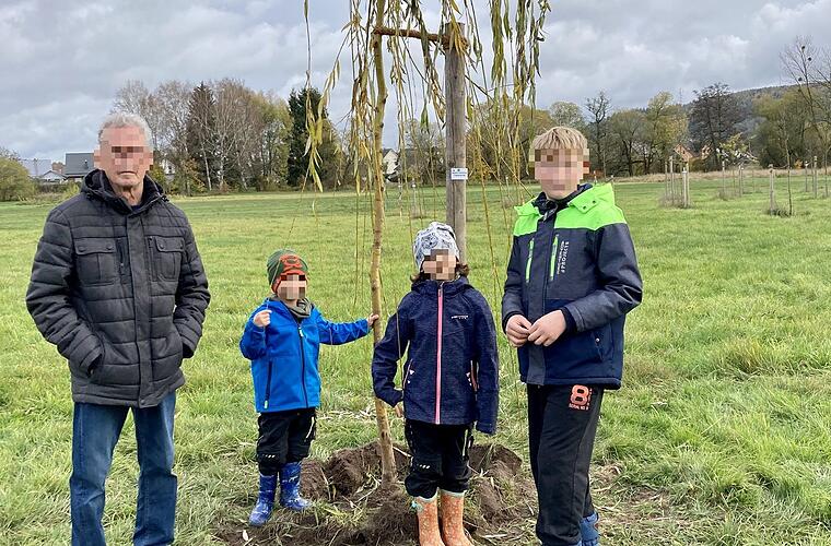 Neustadt bei Coburg: Baum-Aktion wird zum Frust-Erlebnis - "traurige Kinderaugen und enttäuschte Eltern"