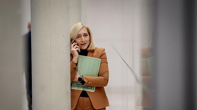 Ministerin Warken