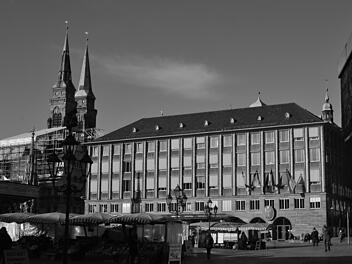 Rathaus auf dem Hauptmarkt in Nürnberg
