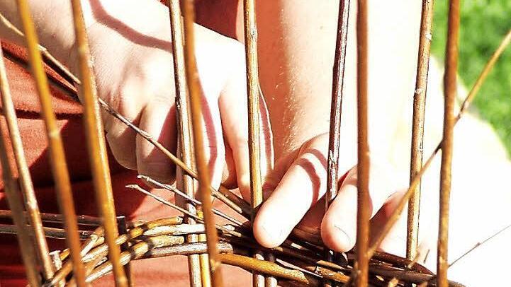 Ein Gartenkorb, wie er in einem Kurs unter Regie von Monika Engelhardt hergestellt wird