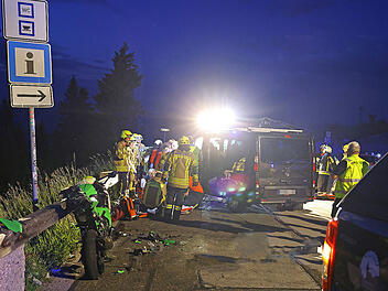 Berchtesgaden: ein Toter und drei Verletzte bei Unfall mit Motorradfahrer