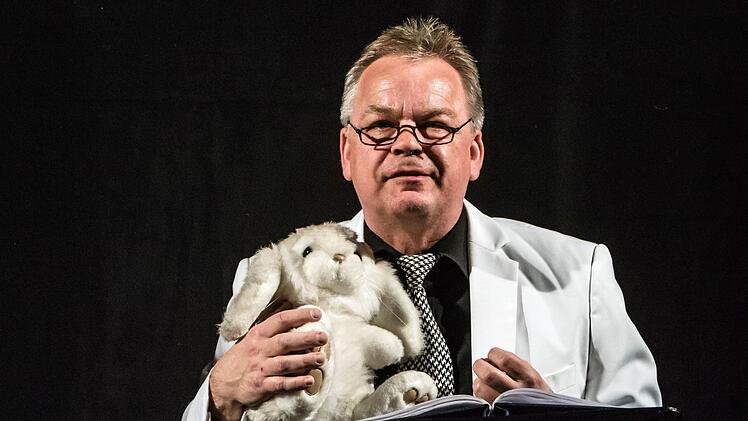 Impressionen vom Loriot-Abend mit dem "Ensemble Stilblüten" in NeustadtFoto: Jochen Berger