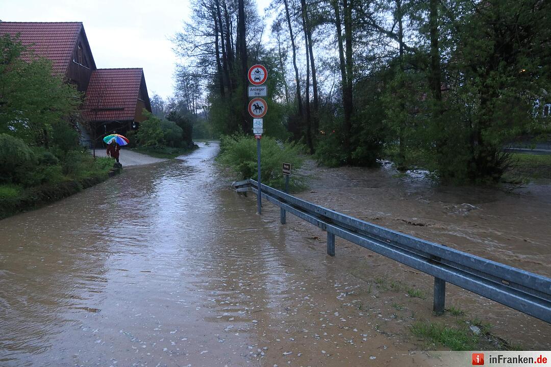 Land unter in Mittelfranken: Massive Regenmengen treffen das Nürnberger Land