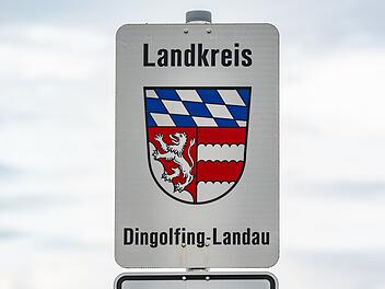 F&uuml;nf Festnahmen wegen Anschlagsplan auf Weihnachtsmarkt