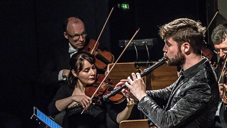 Impressionen vom Barock-Konzert im Landestheater Coburg: Solist Stefan TemmingFoto: Jochen Berger