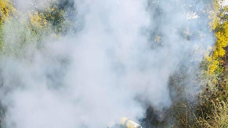 Hallstadt: Schwarze Rauchwolke - Brand verursacht "massive Rauchentwicklung"