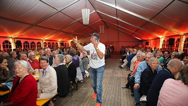 Auch der Bamberger Mundart-Star Wolfgang Reichmann (FT-Archivbild von der Veranstaltung 2016) ist beim Mundartabend des Fr&auml;nkischen Tags am Mittwoch 20. September wieder mit dabei.