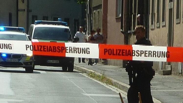 Die Münnerstädter Oberstadt war wegen des Polizeieinsatzes am Montag für eine gute halbe Stunde abgesperrt.privat