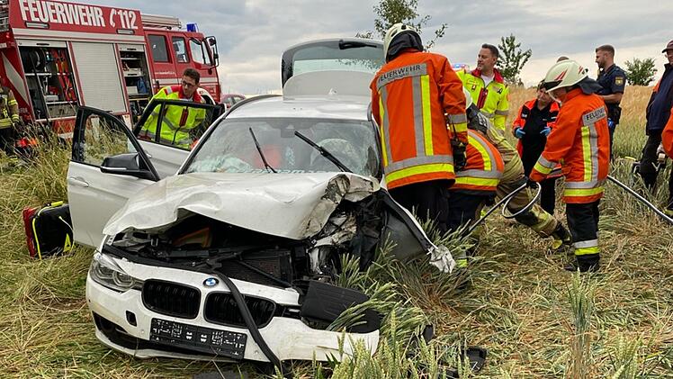 Kasendorf: Junge Frau bei Unfall im Kreis Kulmbach schwer verletzt